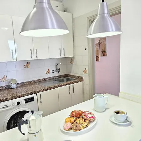 아파트 New Sensational Ocean Brise, Seafront Playa De Las Vistas, Cristianos Ii